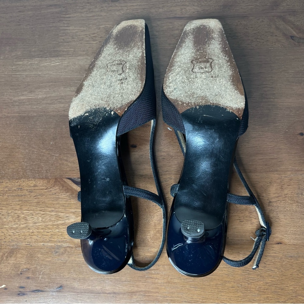 Stuart Weitzman Textured Navy Slingback Kitten Heel Pumps - Picture 7 of 8